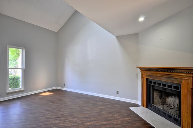 112 AZALEA CT, Clarksville, TN 37042