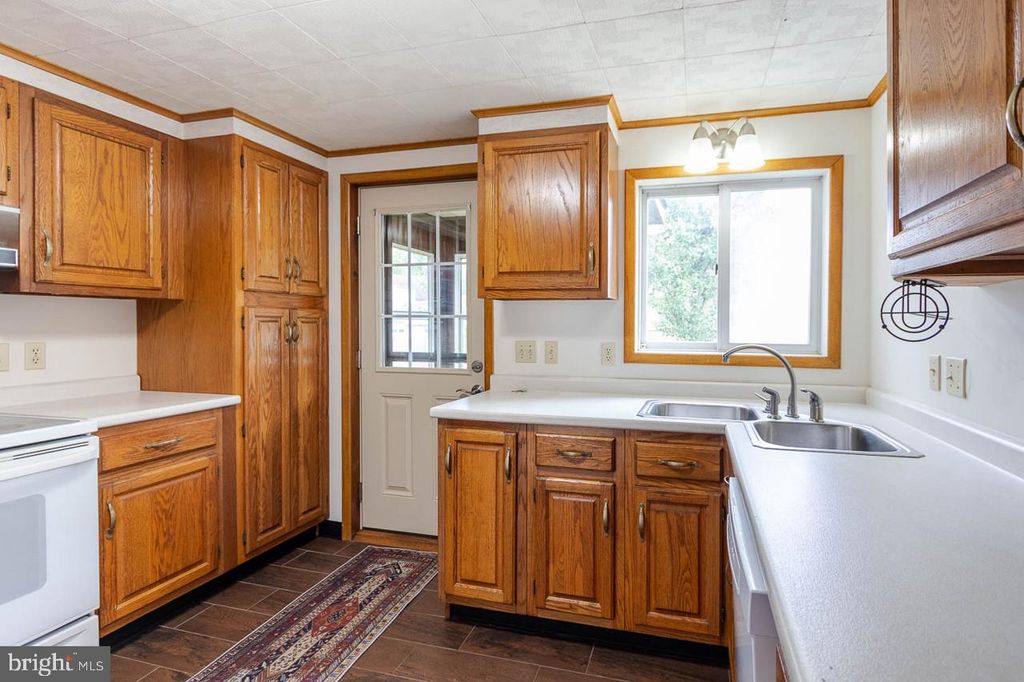 Image 15 of property listing at 117 N 6TH ST, Philipsburg, PA 16866
