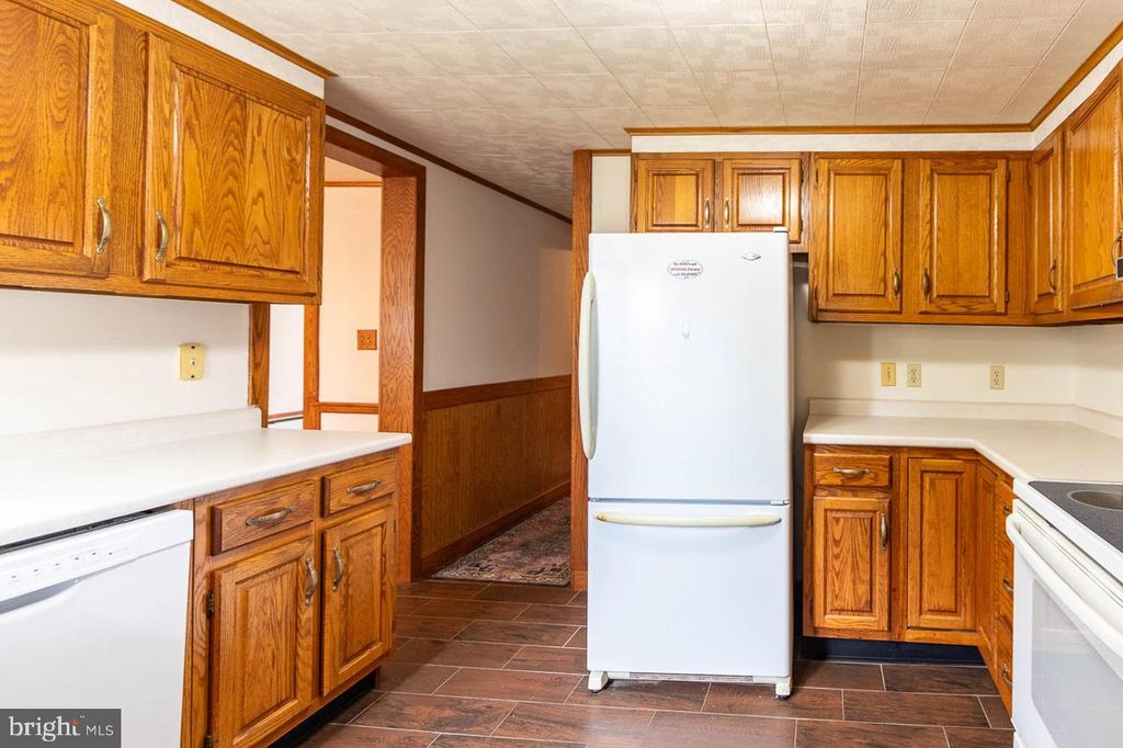 Image 16 of property listing at 117 N 6TH ST, Philipsburg, PA 16866