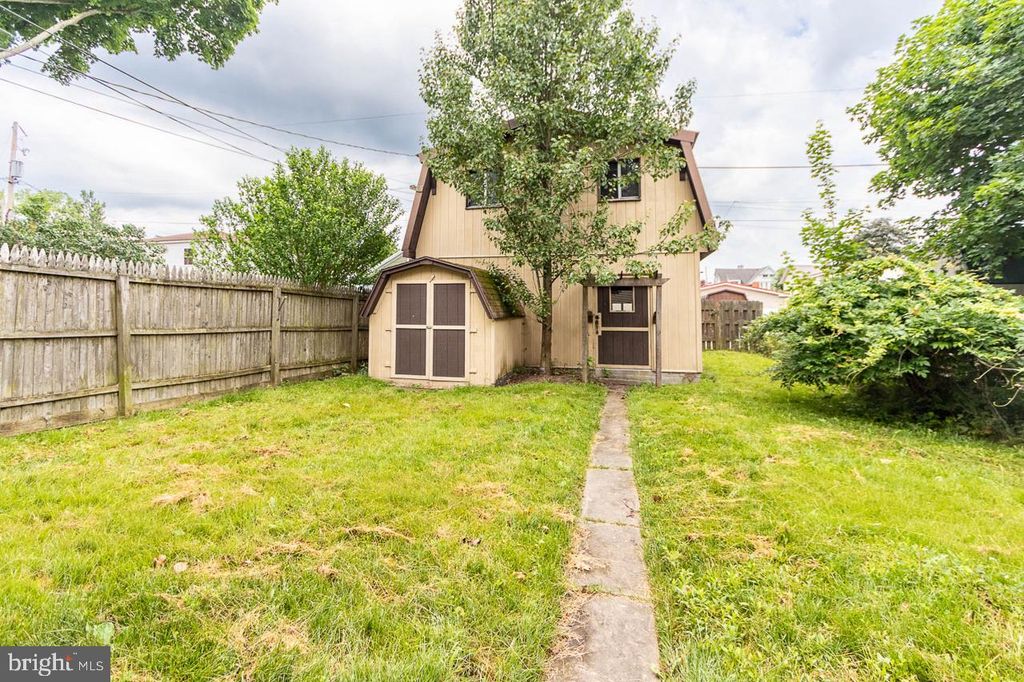 Image 37 of property listing at 117 N 6TH ST, Philipsburg, PA 16866