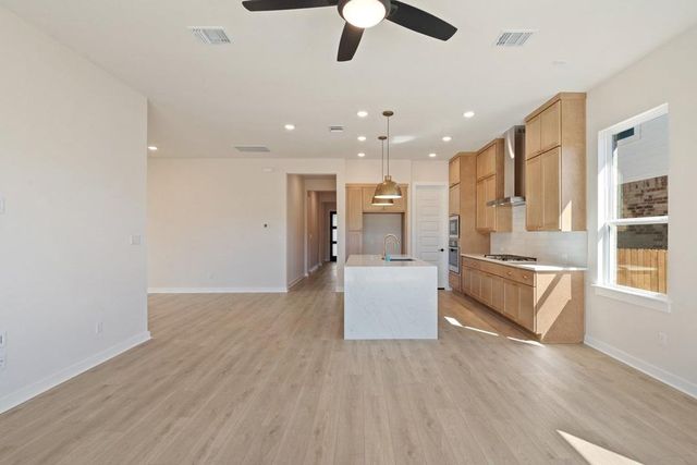 342 Heritage Forest Parkway, Dripping Springs, TX 78620