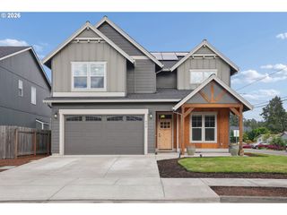 896 Se 43RD Ave, Hillsboro, OR 97123