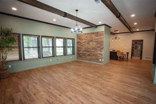 162 Eastledge Drive, Graham, TX 76450