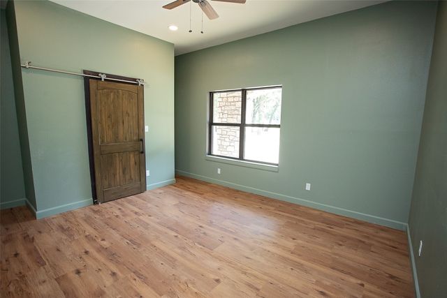 162 Eastledge Drive, Graham, TX 76450