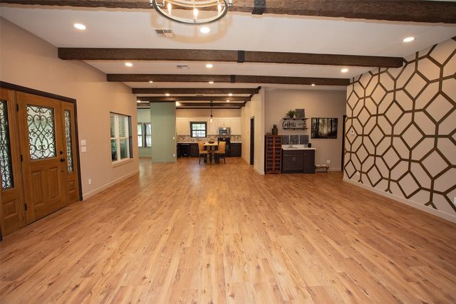 162 Eastledge Drive, Graham, TX 76450