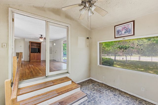 10075 Buckner Ridge Road, Bon Aqua, TN 37025
