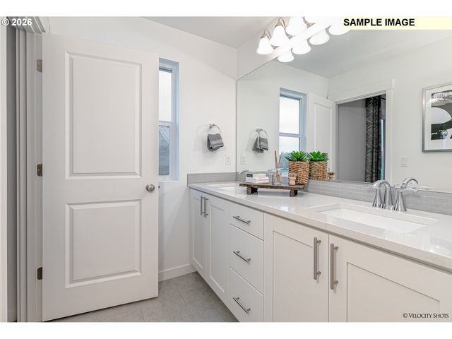 3167 S Magnolia Dr Lot 741, Cornelius, OR 97113