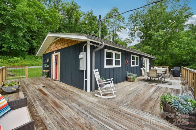 72 Wakulla Drive, Maggie Valley, NC 28751