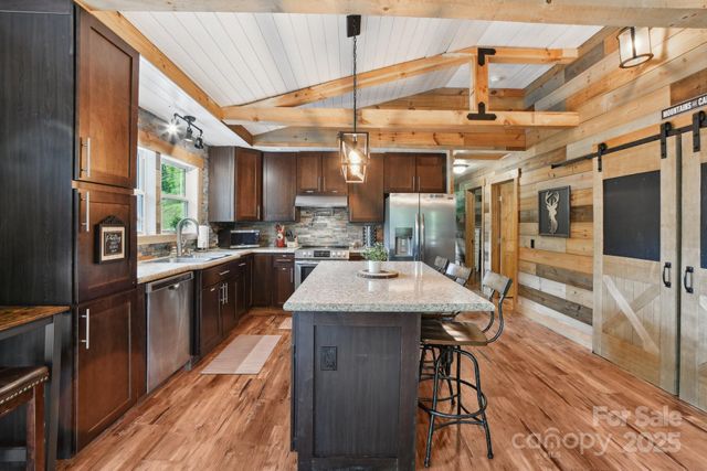 72 Wakulla Drive, Maggie Valley, NC 28751