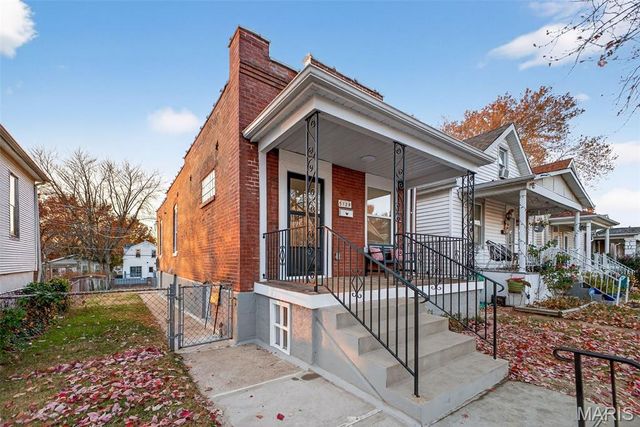 5129 Cologne Avenue, St Louis, MO 63116