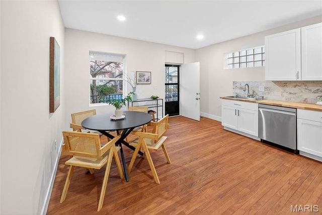 5129 Cologne Avenue, St Louis, MO 63116