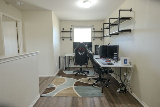 7077 Seton Hall Drive, Fort Worth, TX 76120