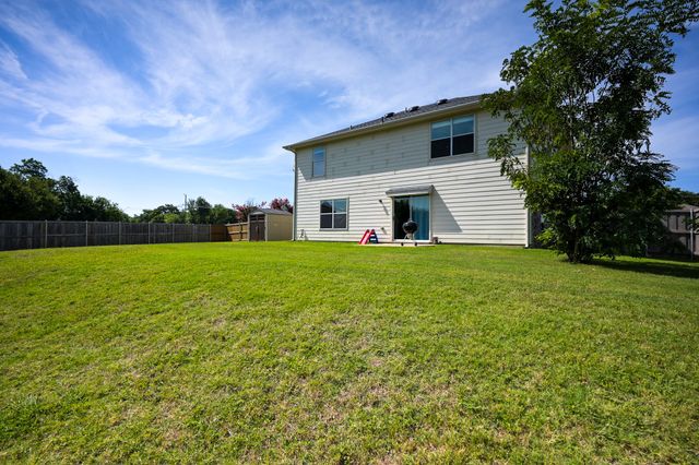 7077 Seton Hall Drive, Fort Worth, TX 76120