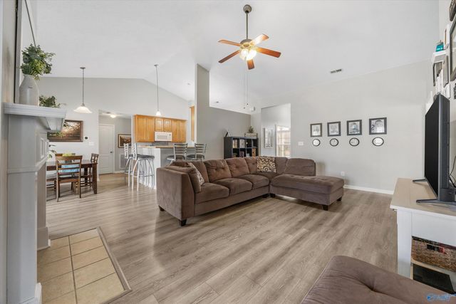 110 Crystal Breeze Drive, Harvest, AL 35749