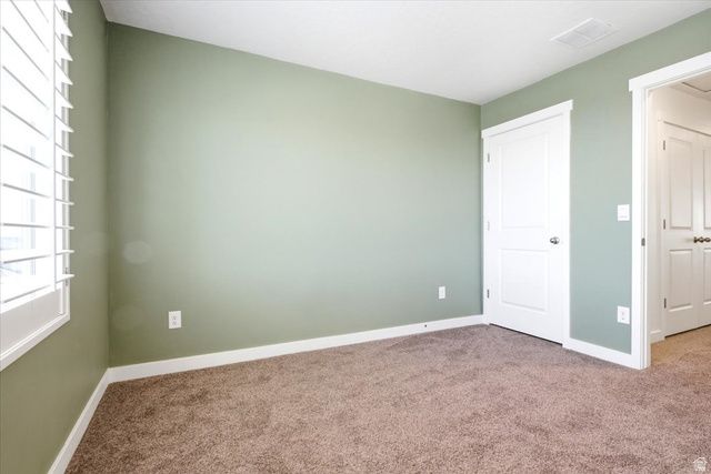 8552 W BOWIE DR, Magna, UT 84044