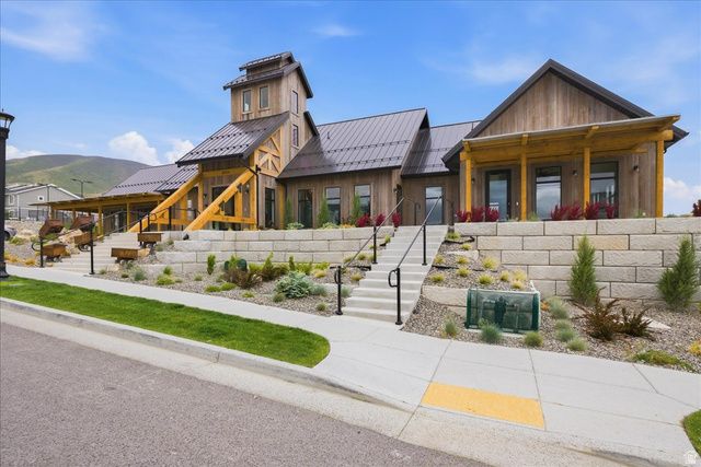 8552 W BOWIE DR, Magna, UT 84044