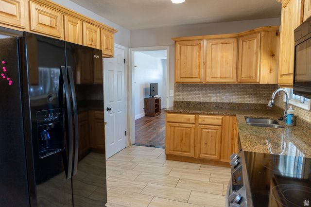 4505 S HOLLADAY CIR, Holladay, UT 84117