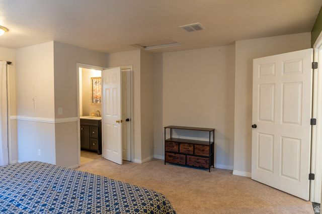 4505 S HOLLADAY CIR, Holladay, UT 84117