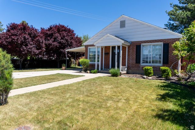 4505 S HOLLADAY CIR, Holladay, UT 84117