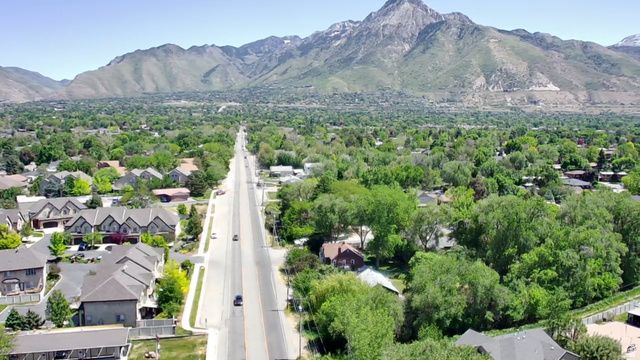 4505 S HOLLADAY CIR, Holladay, UT 84117