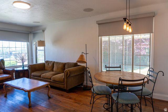 4505 S HOLLADAY CIR, Holladay, UT 84117