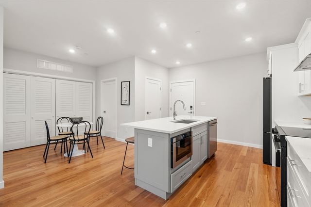 267 Old Colony 503, Boston, MA 02127