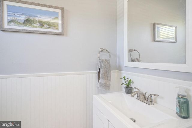 42 JOANS LN, Berlin, NJ 08009