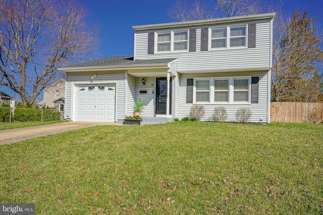42 JOANS LN, Berlin, NJ 08009