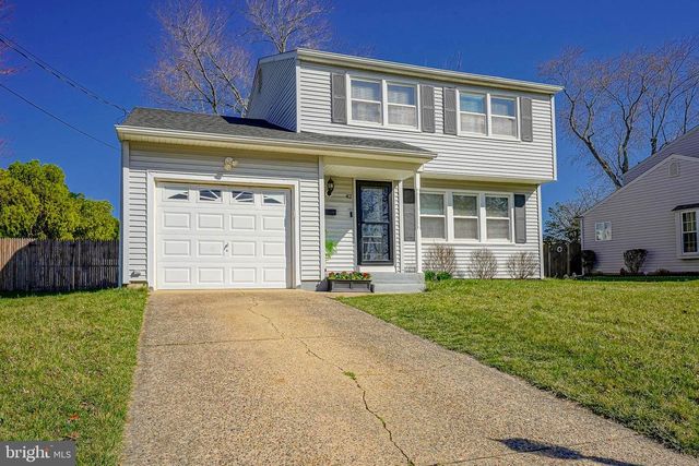 42 JOANS LN, Berlin, NJ 08009
