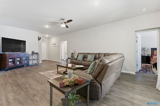 4013 Hudson Court, Decatur, AL 35603