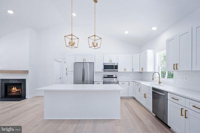 16881 HUNTERS RIDGE LANE, Unionville, VA 22567