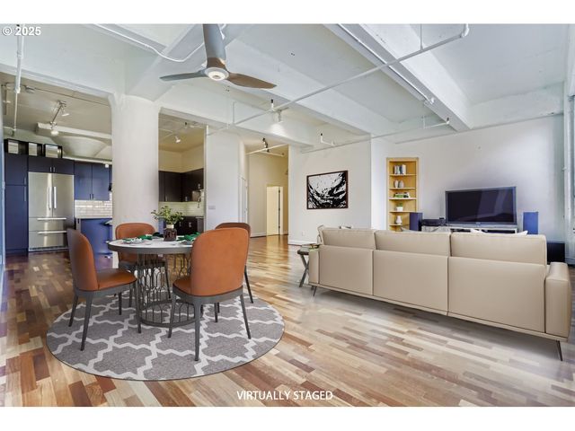 1314 Nw IRVING St 303, Portland, OR 97209