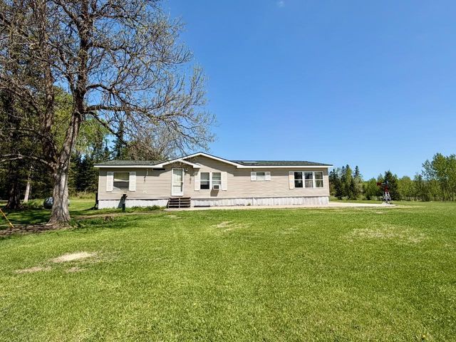 8912 Carpenter Road, Angora, MN 55703