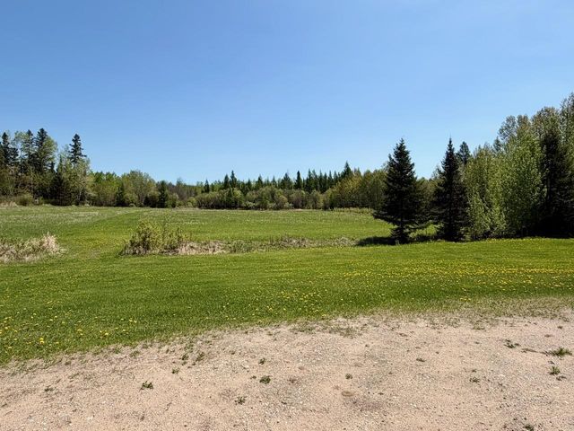 8912 Carpenter Road, Angora, MN 55703