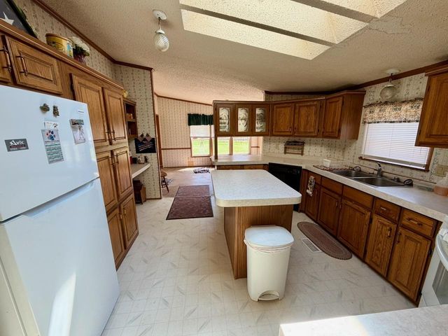 8912 Carpenter Road, Angora, MN 55703