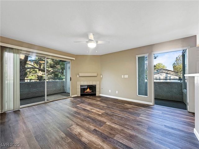 5211 CASPIAN SPRINGS Drive 203, Las Vegas, NV 89120