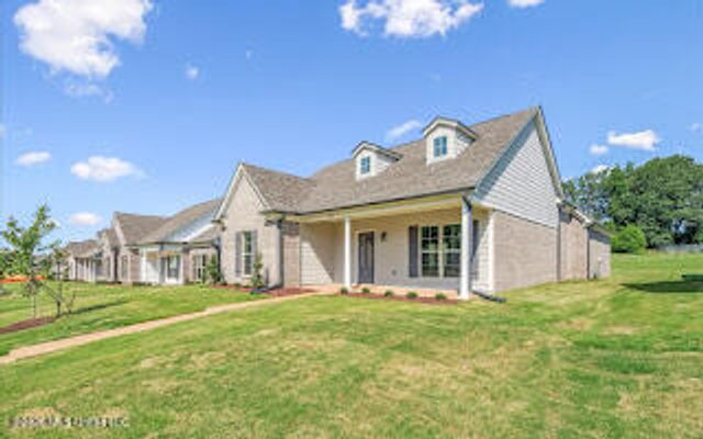 2263 Scott Mdws Lane, Hernando, MS 38632