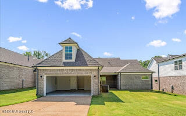2263 Scott Mdws Lane, Hernando, MS 38632