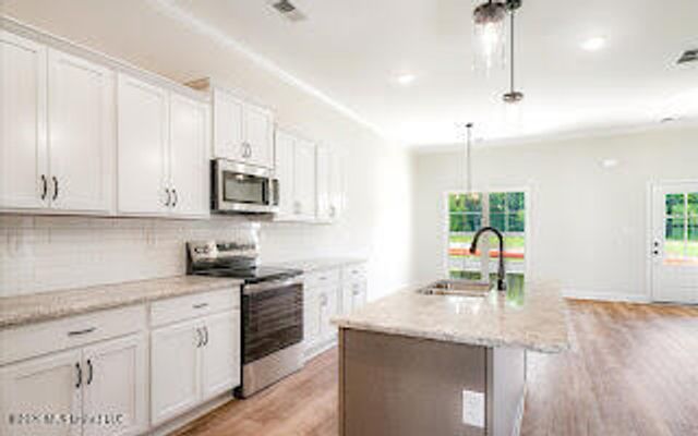 2263 Scott Mdws Lane, Hernando, MS 38632