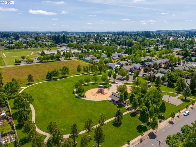 3584 Ne HEMBREE St, Mc Minnville, OR 97128