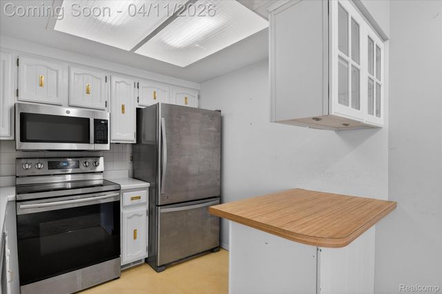 19555 Dartmouth Place, Northville Township, MI 48167