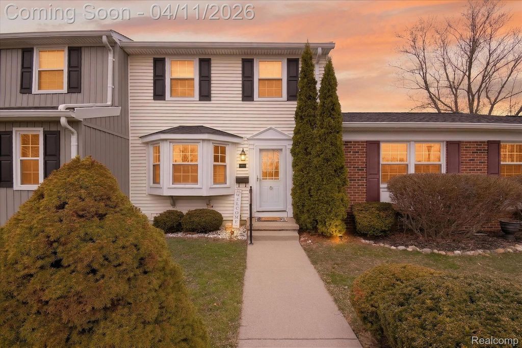 19555 Dartmouth Place, Northville Township, MI 48167