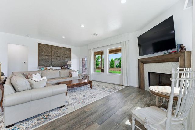 620 Timberbrook Drive, Norman, OK 73069