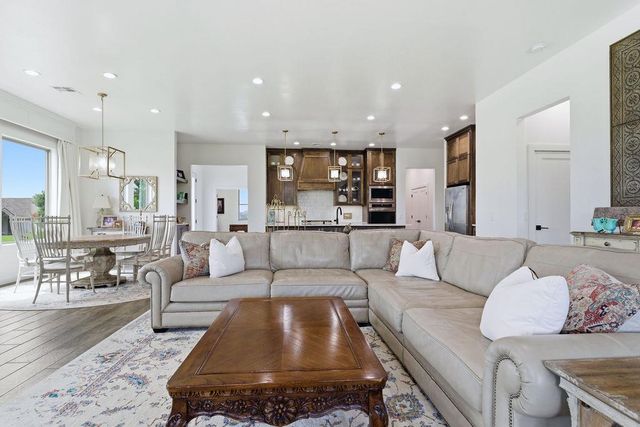 620 Timberbrook Drive, Norman, OK 73069
