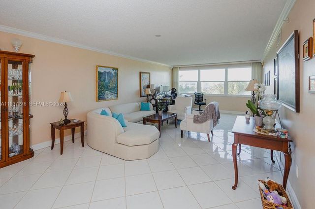2601 N Nob Hill Road 402, Sunrise, FL 33322