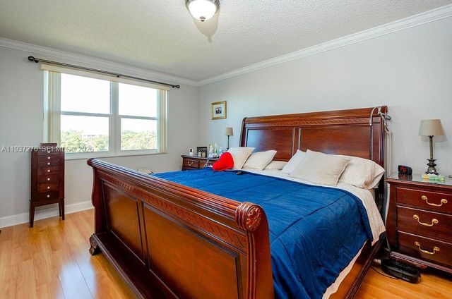 2601 N Nob Hill Road 402, Sunrise, FL 33322