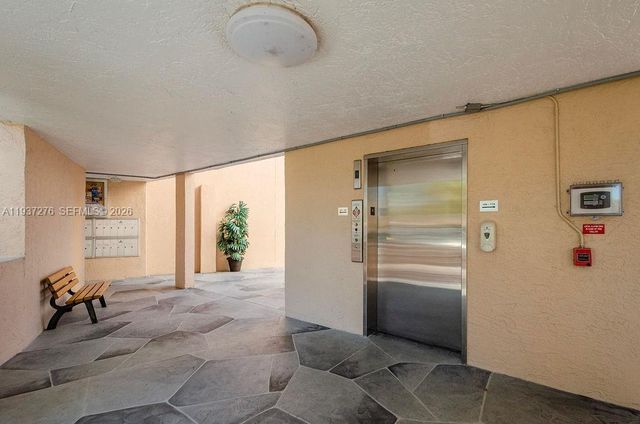 2601 N Nob Hill Road 402, Sunrise, FL 33322