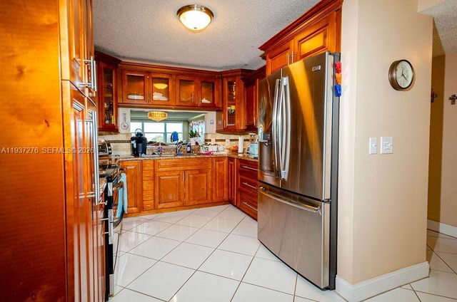 2601 N Nob Hill Road 402, Sunrise, FL 33322