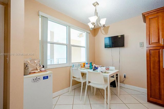 2601 N Nob Hill Road 402, Sunrise, FL 33322