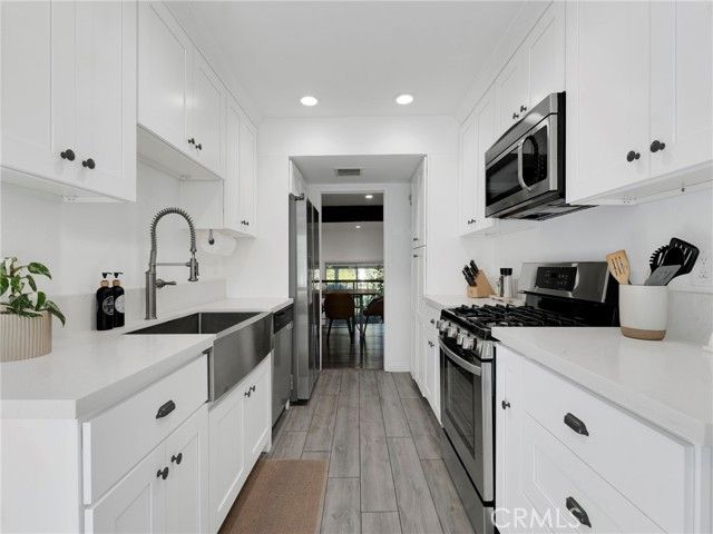 11806 Moorpark C, Studio City (los Angeles), CA 91604